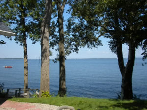 Photo of the lake front in the morning.